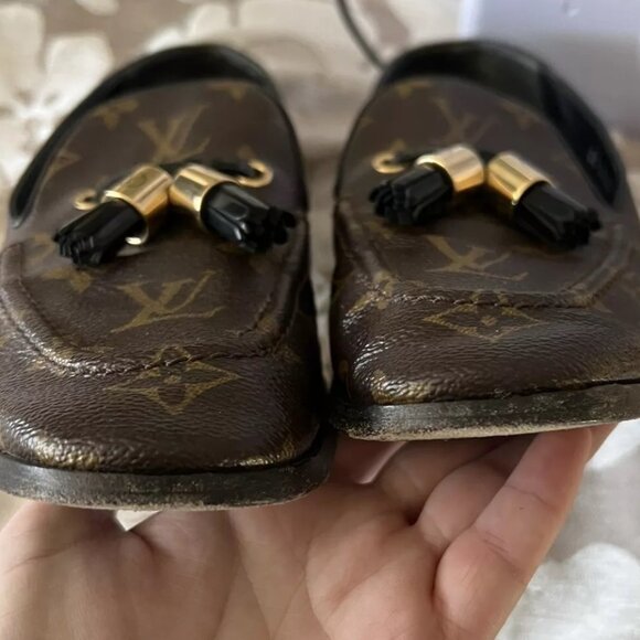 LOUIS VUITTON** RARE**WOMENS MONOGRAM LOAFERS FLAT WITH TASSELS 40 Fit like 8.5 - Picture 5 of 7